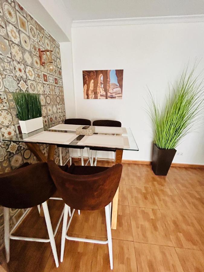 Nice Boutique Flat With Terrace Фуeнхирола Екстериор снимка